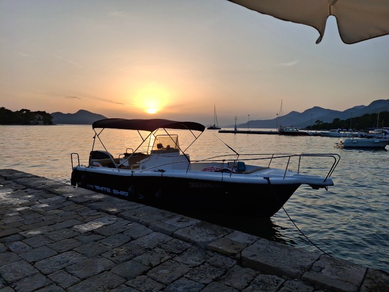 Solitudo Boat Tours — version 2 conversion-optimized landing page